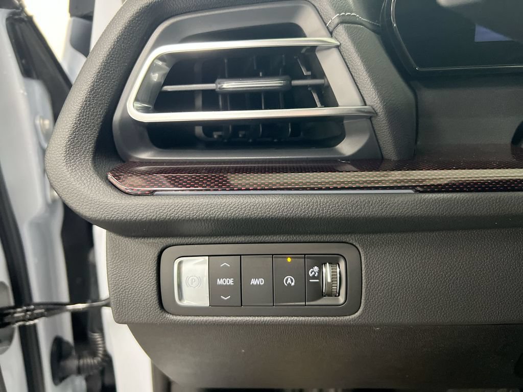 New 2026 Chevrolet Traverse Z71 w/ Enhanced Driving Package AWD/4WD image 19