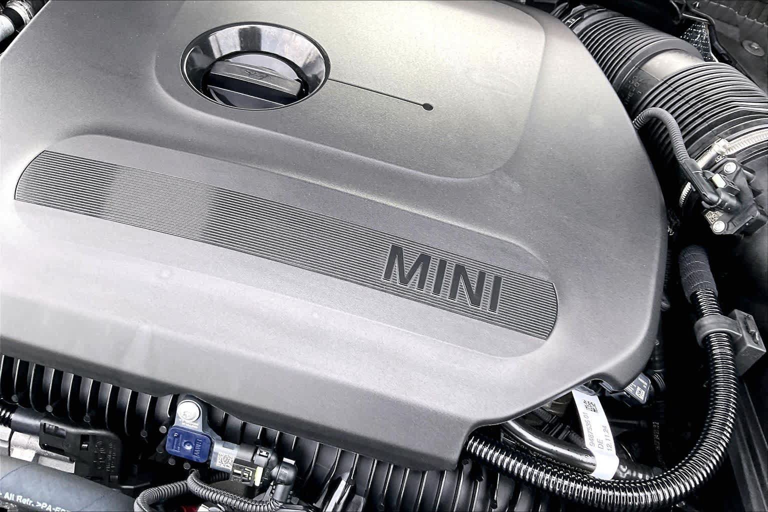 Used 2025 MINI Cooper S FWD image 31