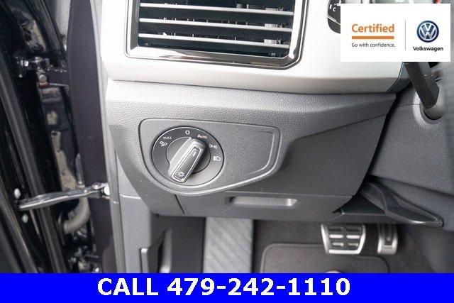 Certified 2022 Volkswagen Atlas SEL R-Line image 24