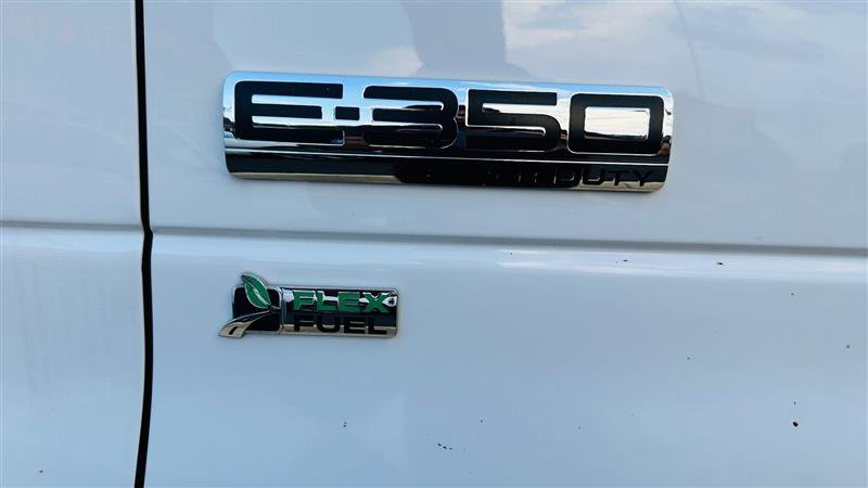 Used 2018 Ford E-350 and Econoline 350 Super Duty w/ Power Windows & Locks Group image 19