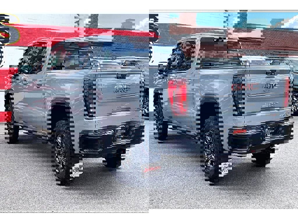 Used 2024 GMC Sierra 1500 AT4X image 13