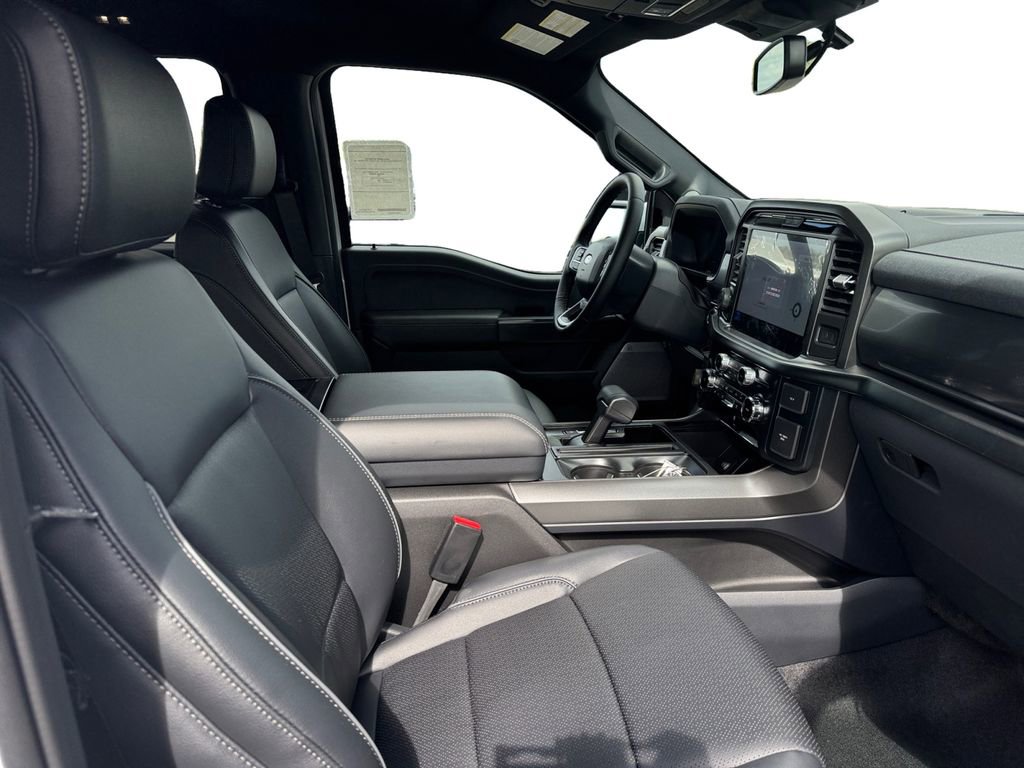 New 2025 Ford F150 Lariat w/ Equipment Group 501A Mid image 18