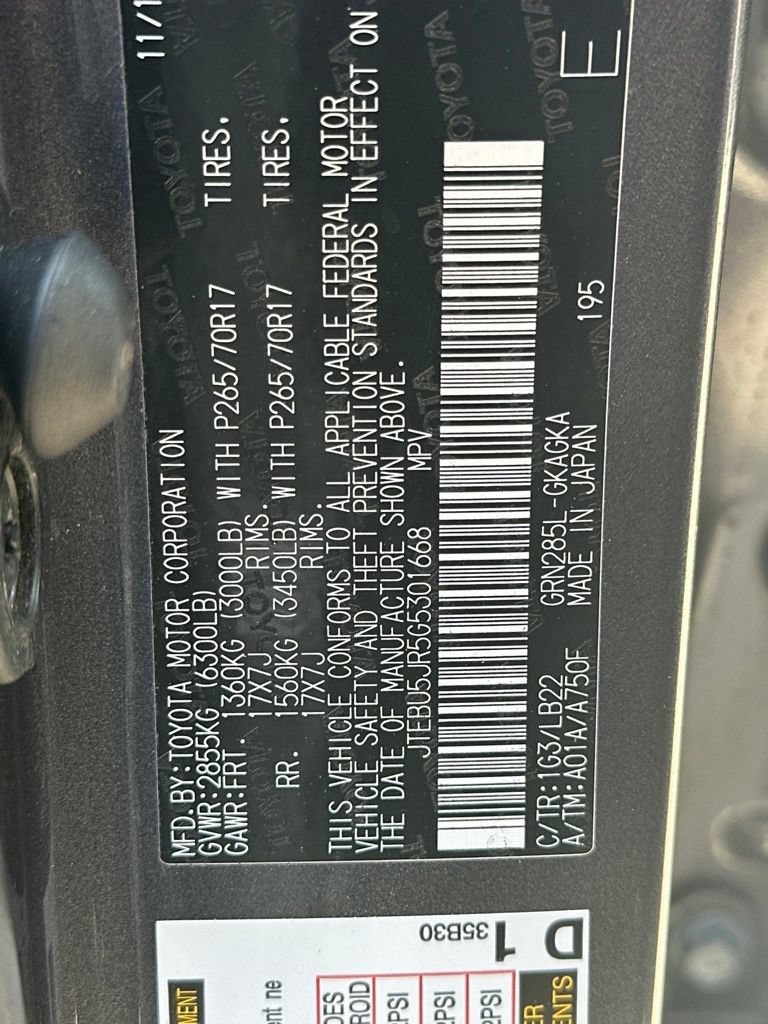 Used 2016 Toyota 4Runner SR5 Premium AWD/4WD image 39