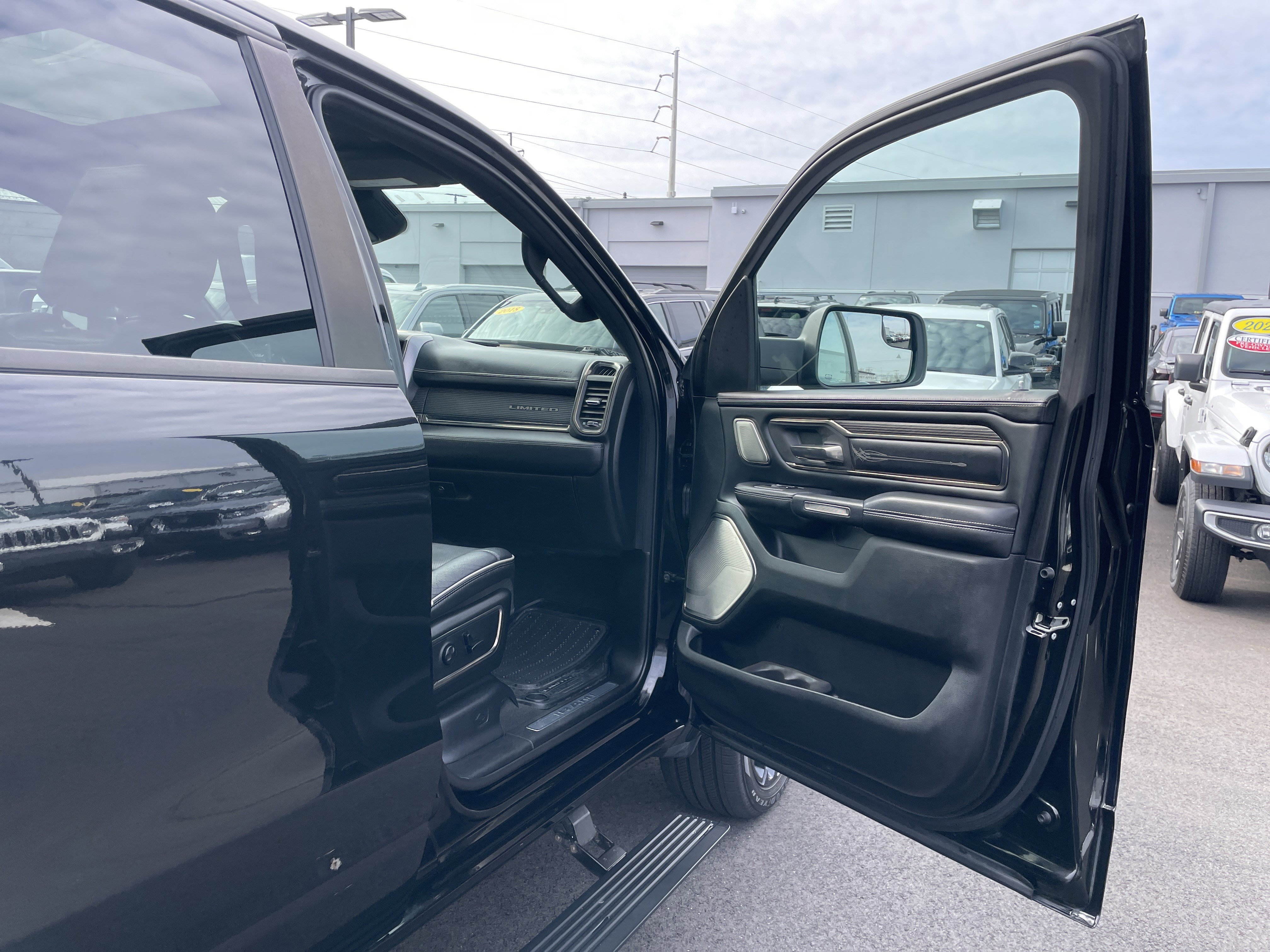 Used 2020 RAM 1500 Limited w/ Black Appearance Package image 8