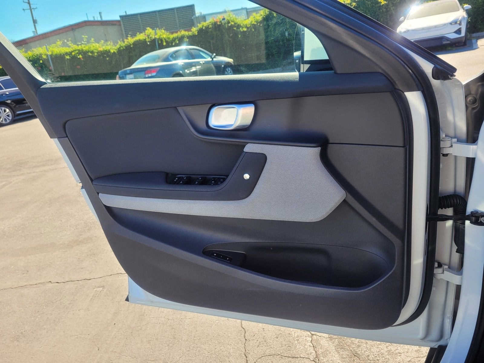 Used 2024 Polestar Polestar 2 image 14
