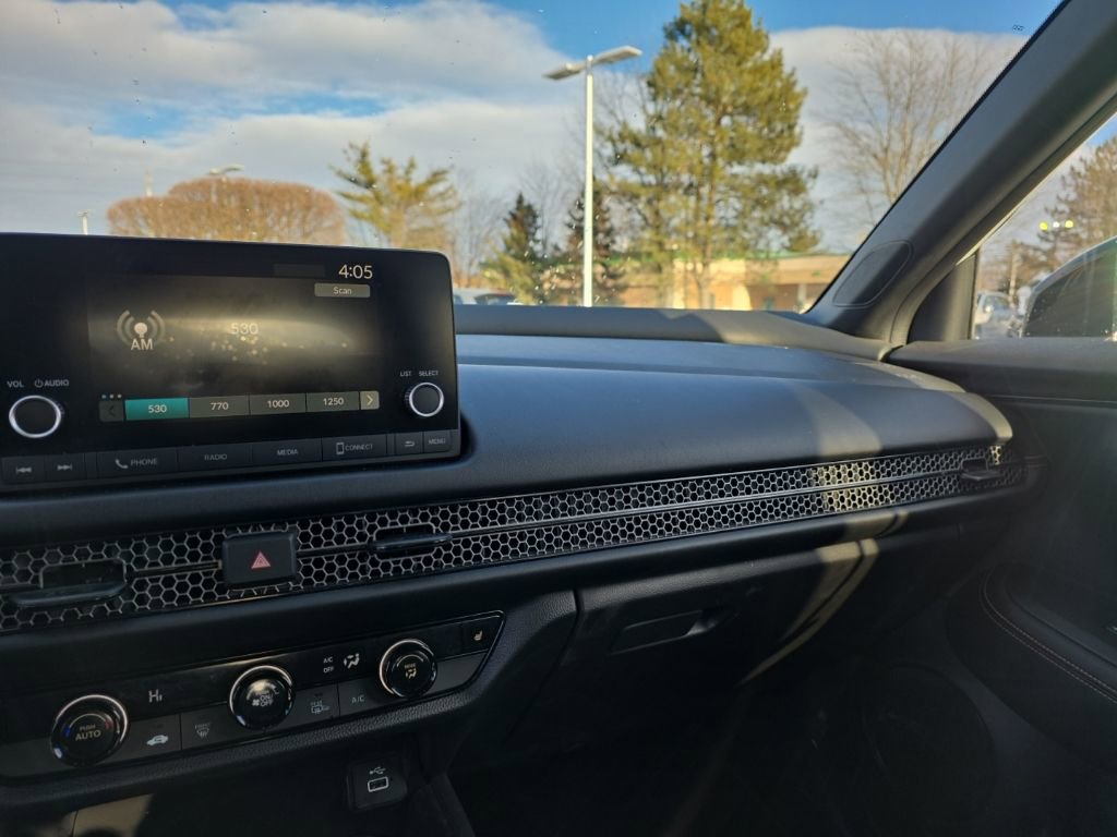 Used 2023 Honda HR-V Sport image 20