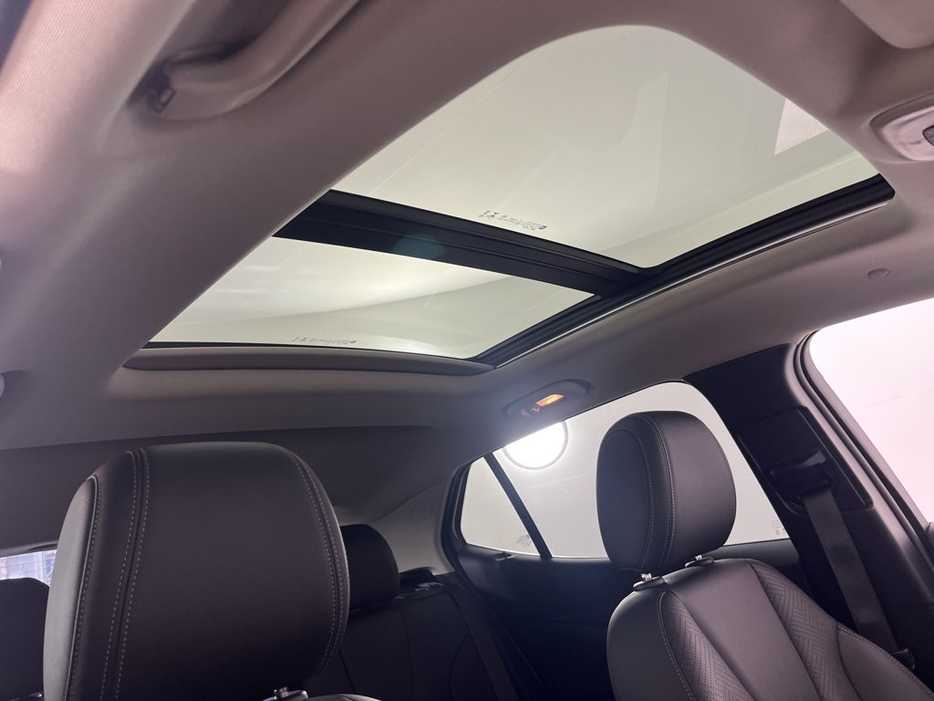 Used 2023 Buick Encore GX Essence w/ Experience Buick Package image 32