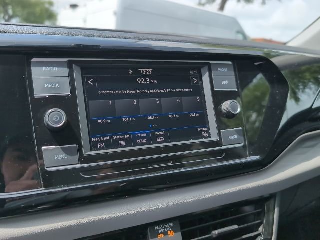 Used 2023 Volkswagen Taos S image 14