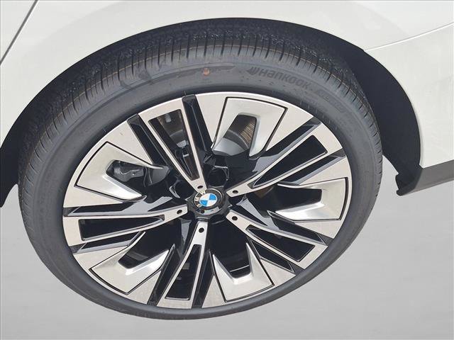 New 2027 BMW 530i w/ Premium Package RWD image 9