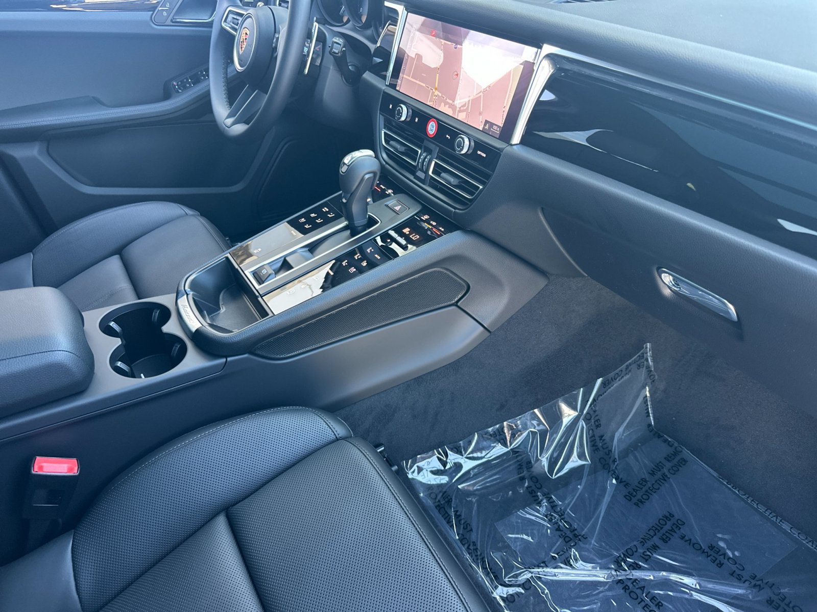 New 2026 Porsche Macan AWD/4WD image 24