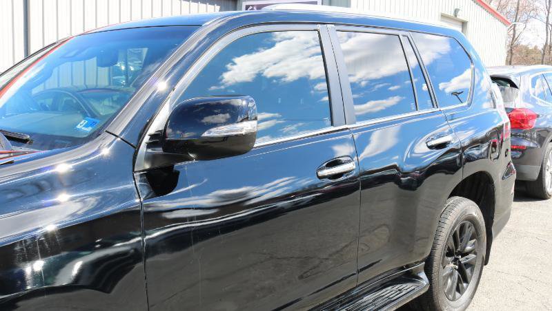 Used 2020 Lexus GX 460 Premium w/ Premium Package image 5