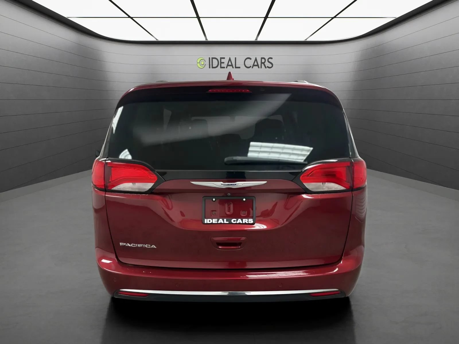 Used 2019 Chrysler Pacifica Touring-L FWD image 6