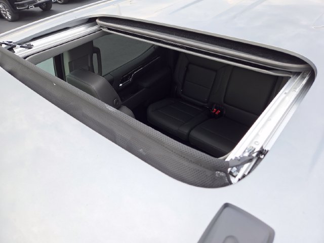 New 2026 Chevrolet Silverado 1500 LT Trail Boss AWD/4WD image 3