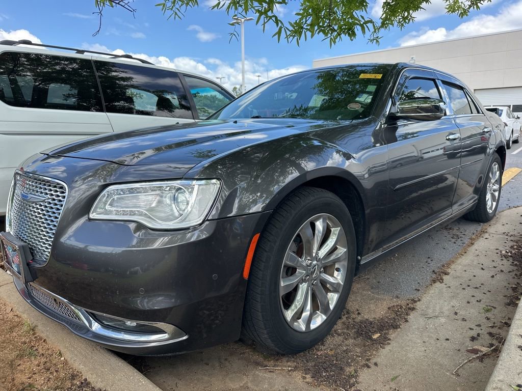 Used 2018 Chrysler 300 Limited w/ Safetytec Plus Group image 1