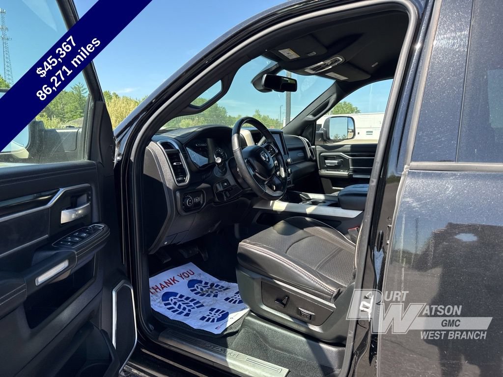 Used 2019 RAM 2500 Laramie w/ Black Appearance Package AWD/4WD image 20