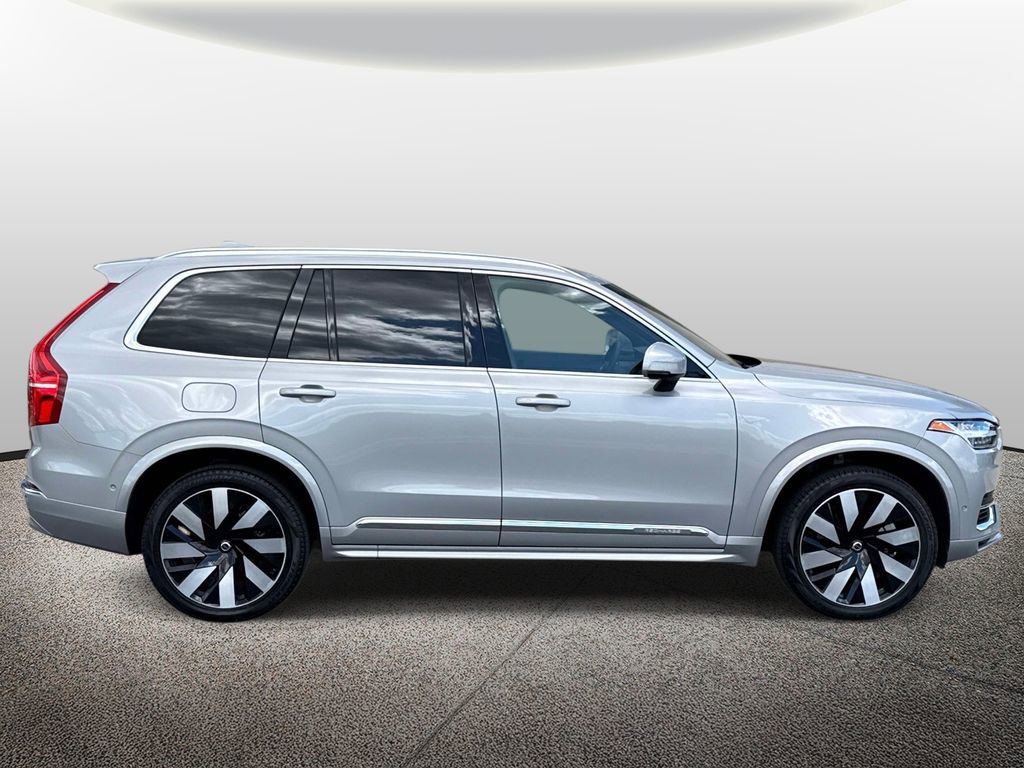 Used 2023 Volvo XC90 T8 Ultimate w/ Protection Package Premier image 4