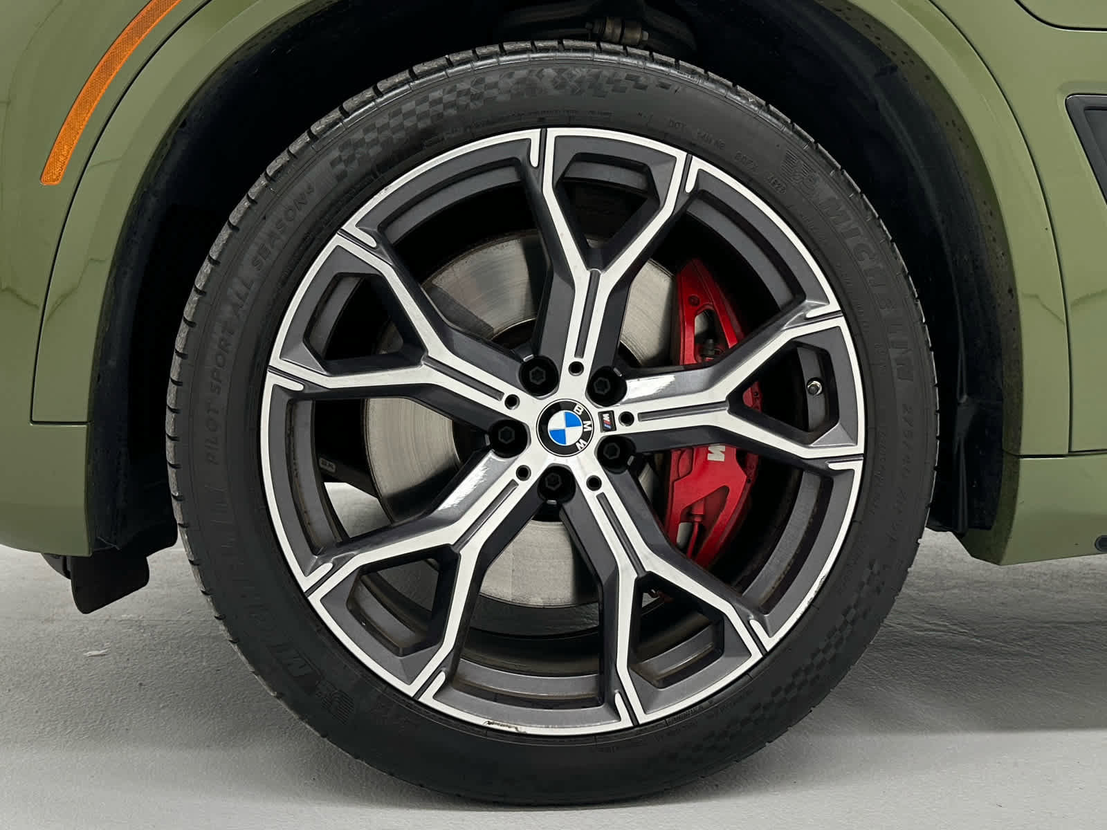 Used 2021 BMW X5 xDrive45e w/ M Sport Package image 9