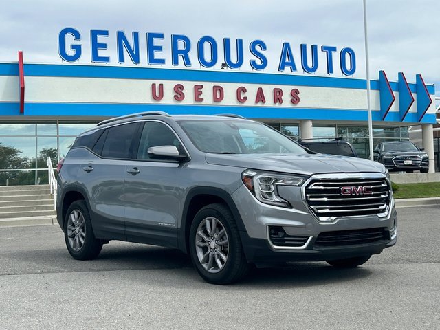Used 2024 GMC Terrain SLT