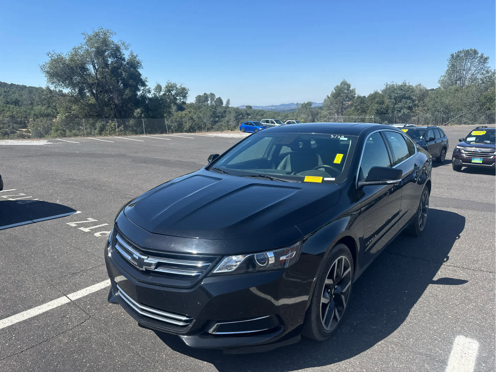 Used 2017 Chevrolet Impala LT FWD image 1