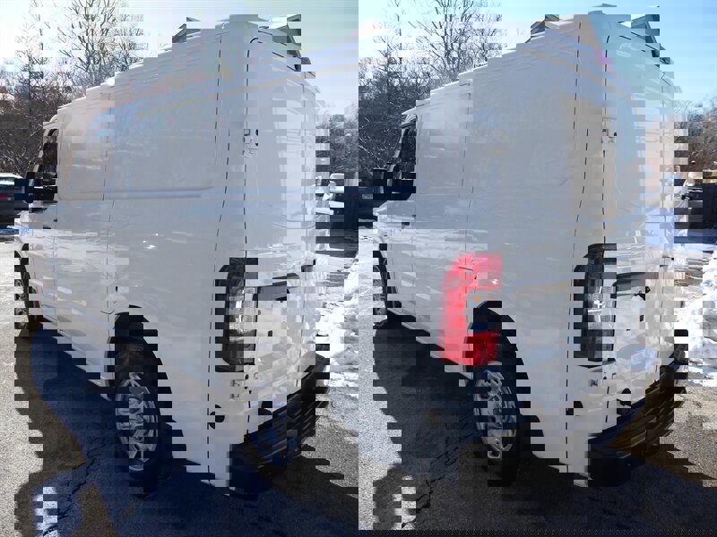 Used 2021 Nissan NV 2500 SV image 5