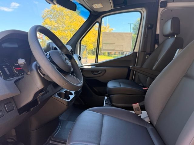 New 2026 Mercedes-Benz Sprinter 2500 image 10