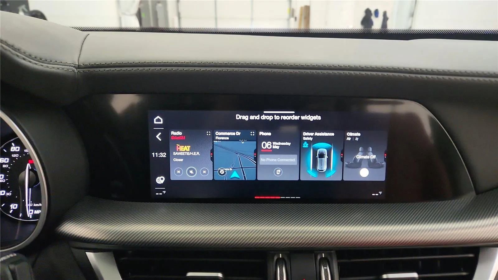 Used 2022 Alfa Romeo Stelvio Veloce AWD/4WD image 24