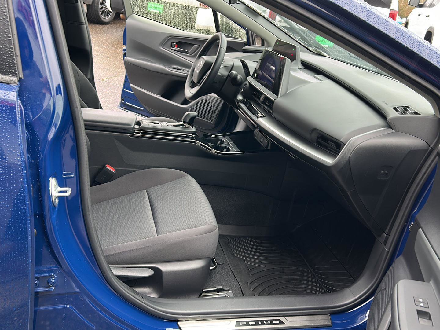 Used 2023 Toyota Prius LE image 25