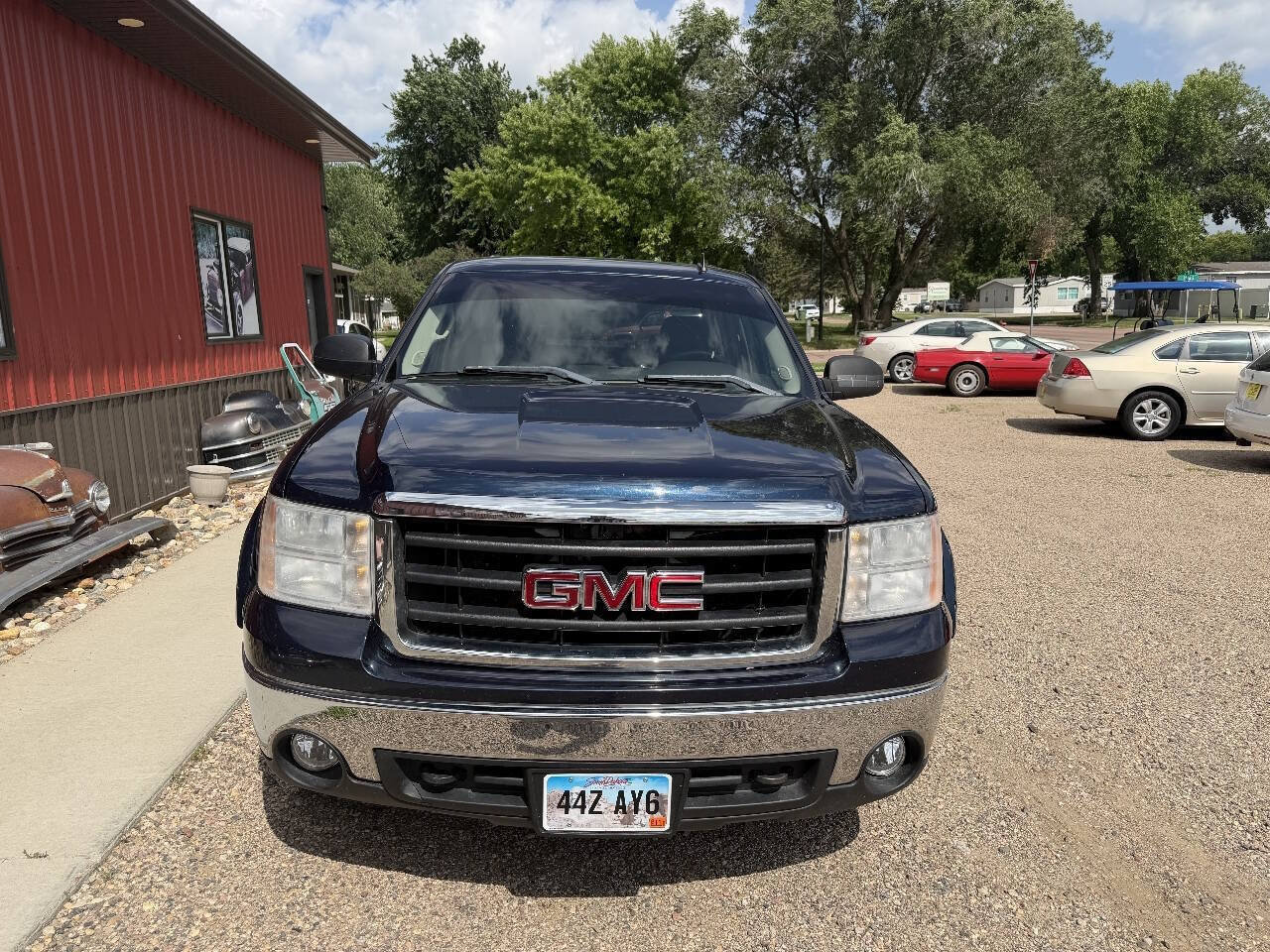 Used 2007 GMC Sierra 1500 SLE w/ SLE/SLT Trailering Package AWD/4WD image 3