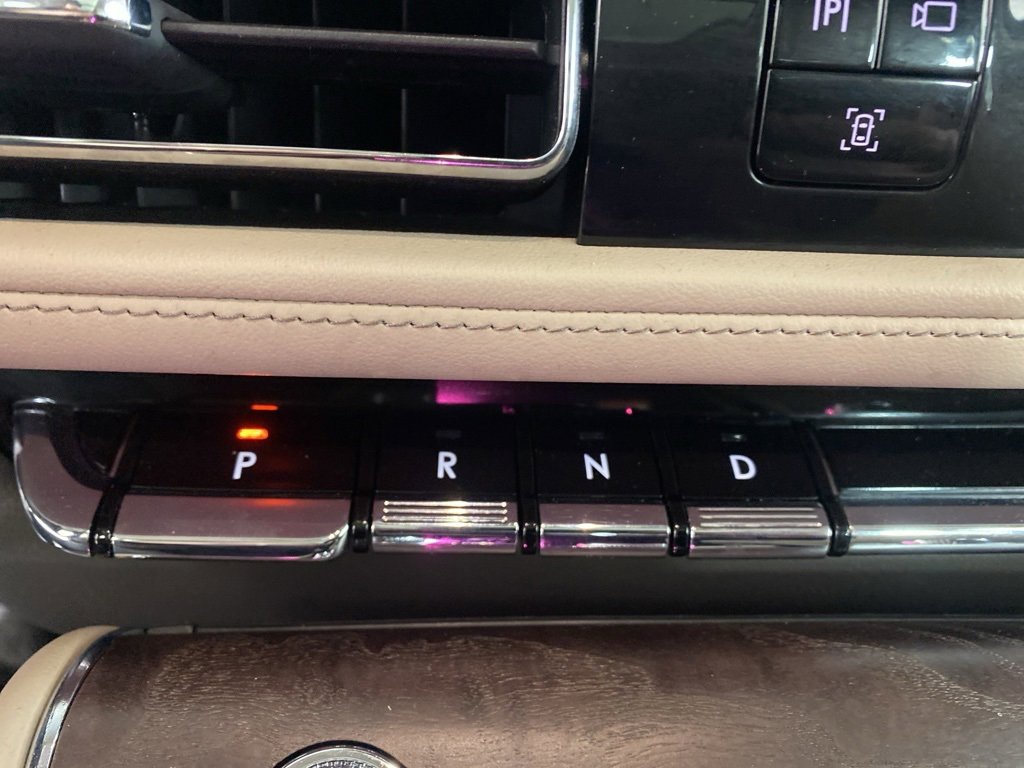 Used 2022 Lincoln Aviator Reserve w/ Elements Package Plus image 6