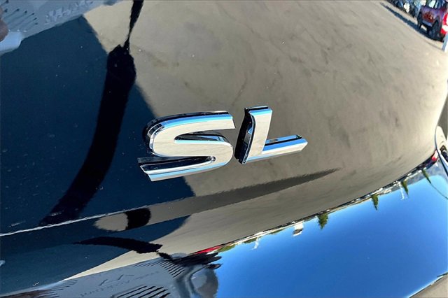 New 2025 Nissan Pathfinder SL image 9