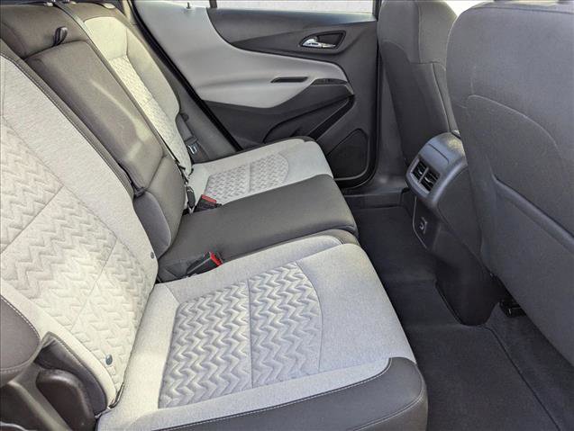 Used 2022 Chevrolet Equinox LS w/ LS Convenience Package image 18