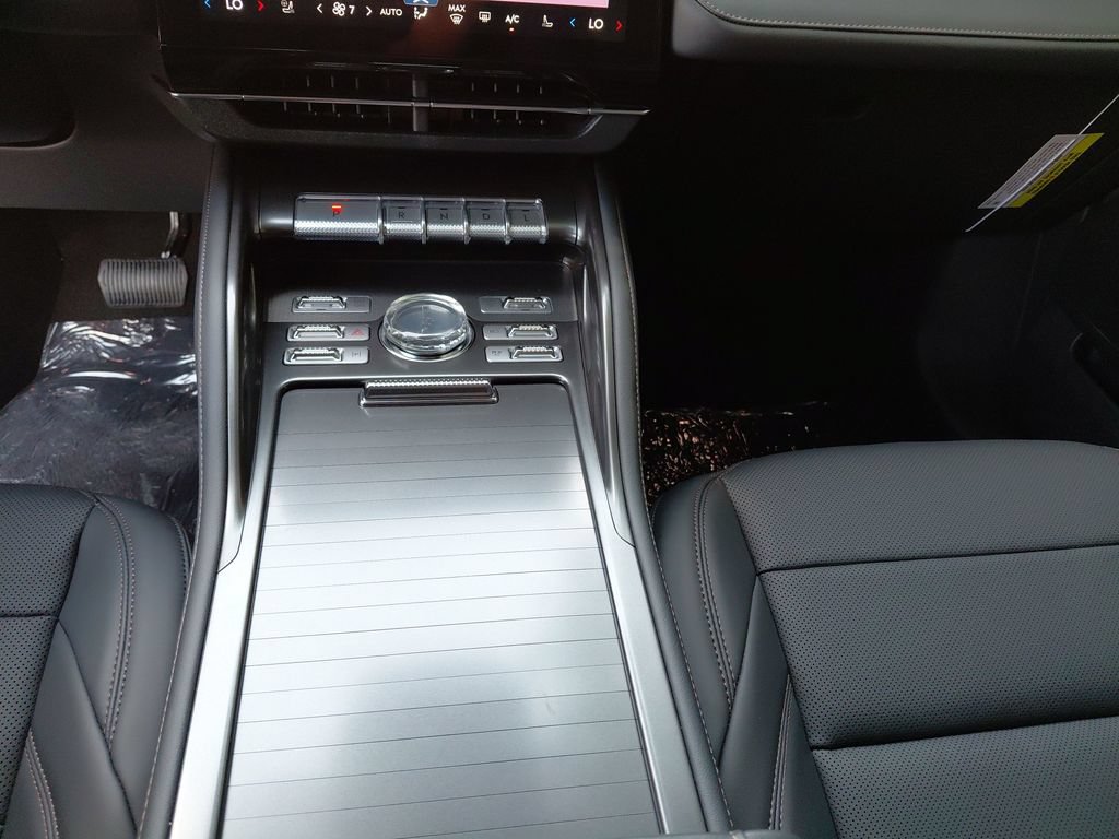 New 2026 Lincoln Nautilus Premier w/ Equipment Group 102A AWD/4WD image 44