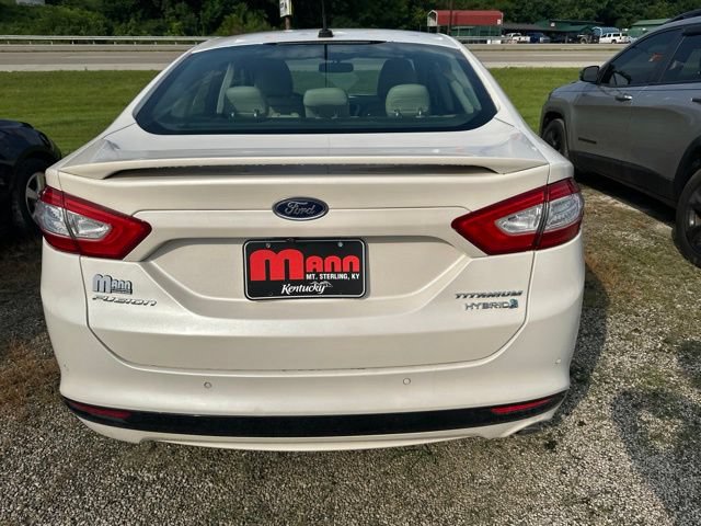 Used 2016 Ford Fusion Titanium FWD image 4