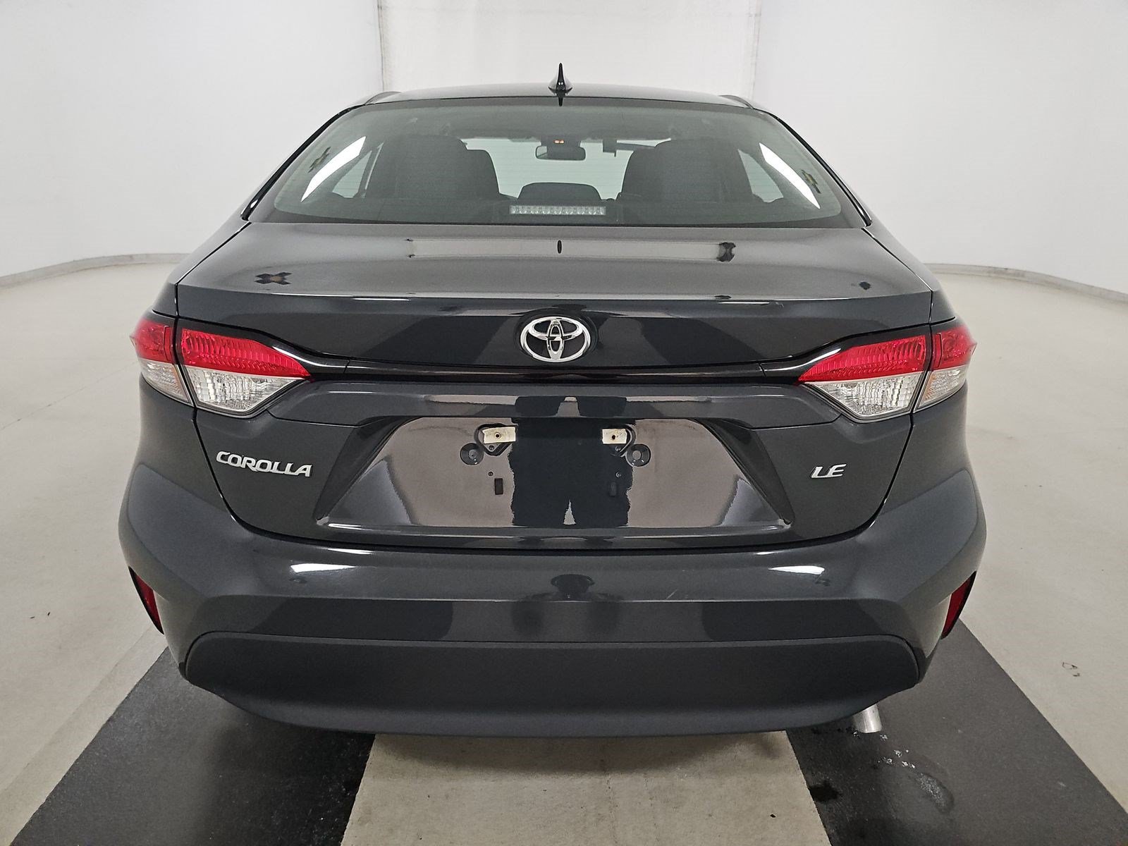 Used 2024 Toyota Corolla LE FWD image 7