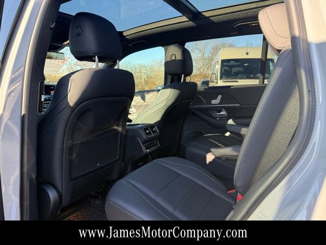 Certified 2025 Mercedes-Benz GLS 450 4MATIC image 19