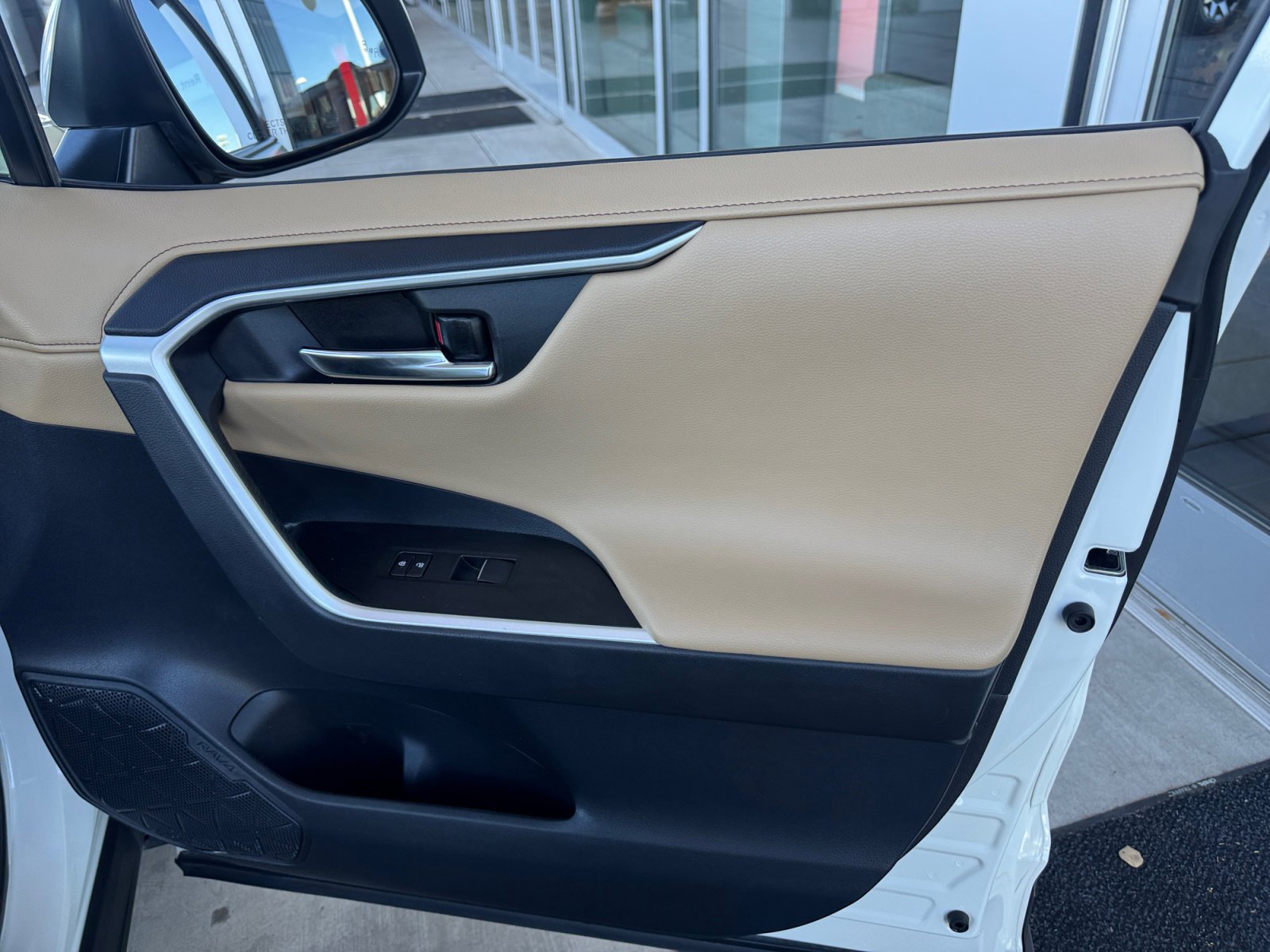 Certified 2021 Toyota RAV4 Limited image 16