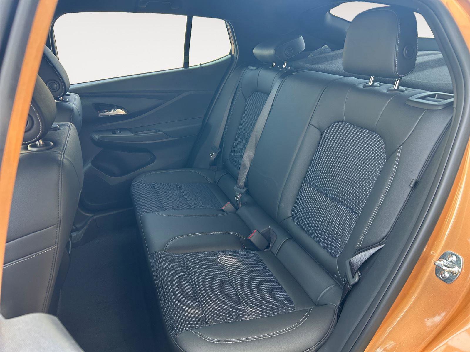 New 2026 Buick Envista Preferred image 13