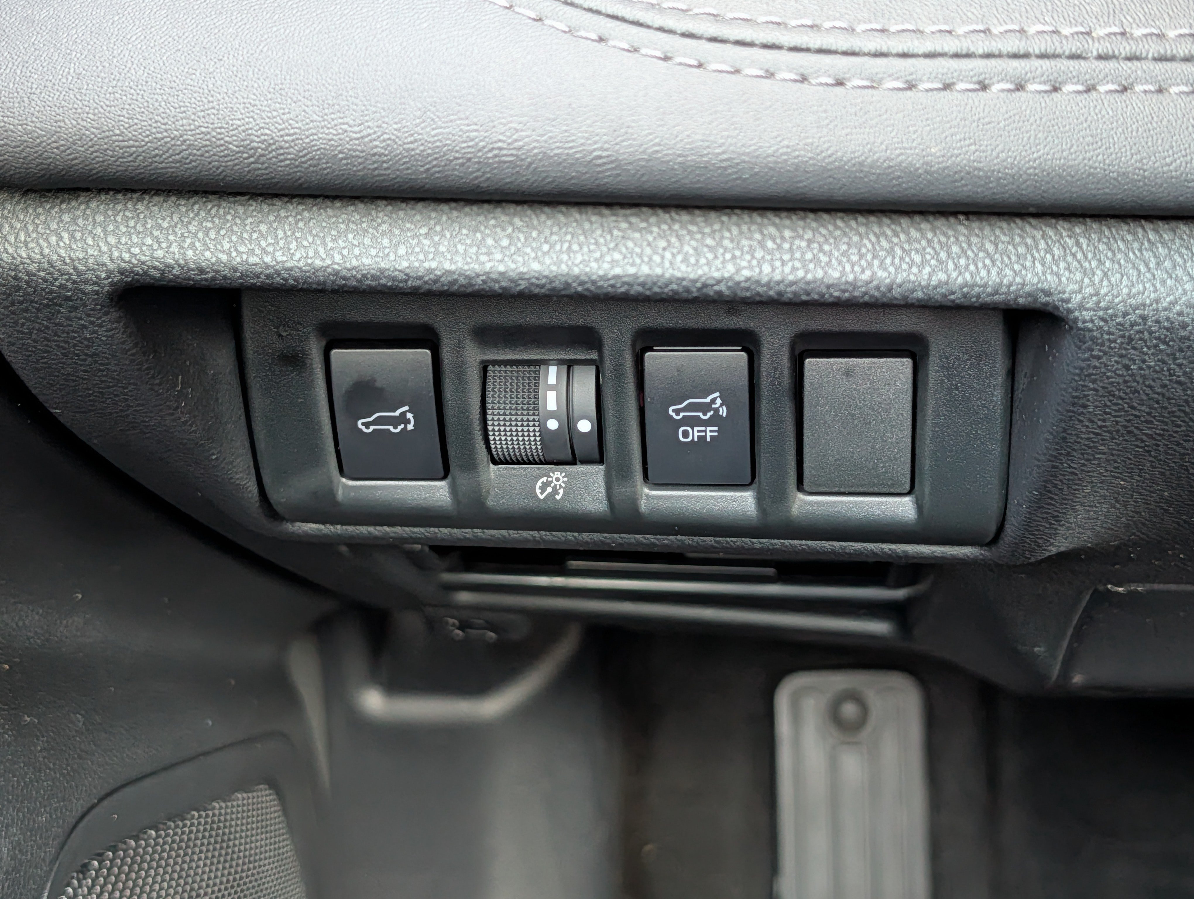 Used 2023 Subaru Outback Limited w/ Popular Package #2 AWD/4WD image 26