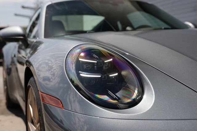 Certified 2025 Porsche 911 Carrera image 13