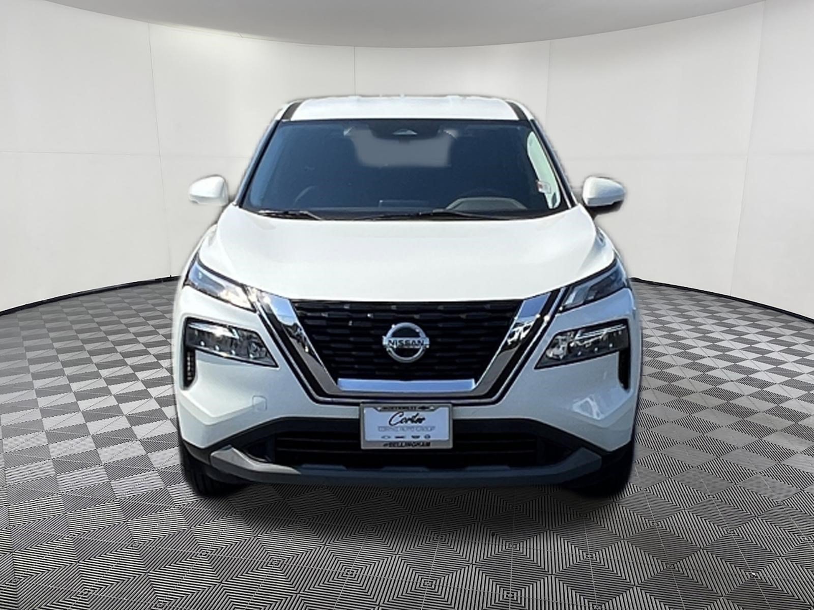 Used 2021 Nissan Rogue SV AWD/4WD image 2