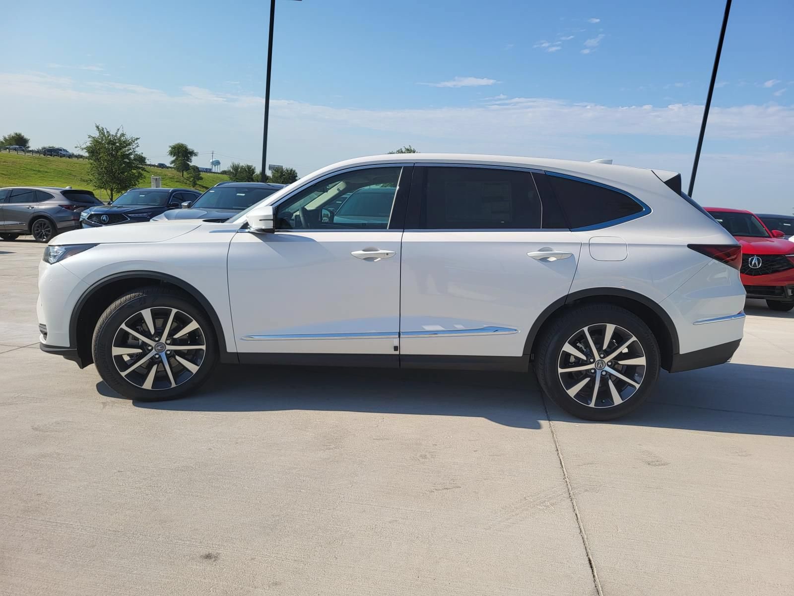 New 2026 Acura MDX FWD w/ Technology Package image 3