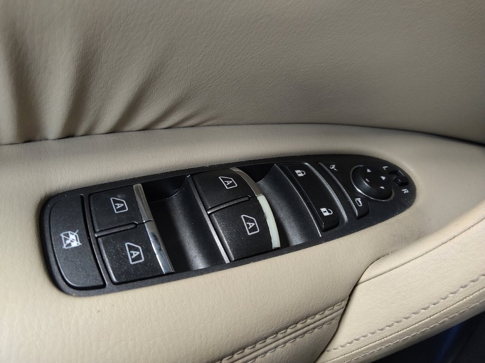 Used 2017 Nissan Armada SL image 27