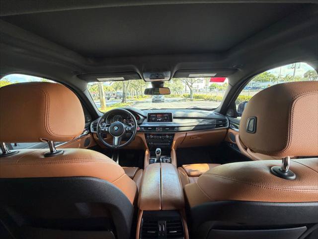 Used 2018 BMW X6 sDrive35i w/ M Sport Package RWD image 19