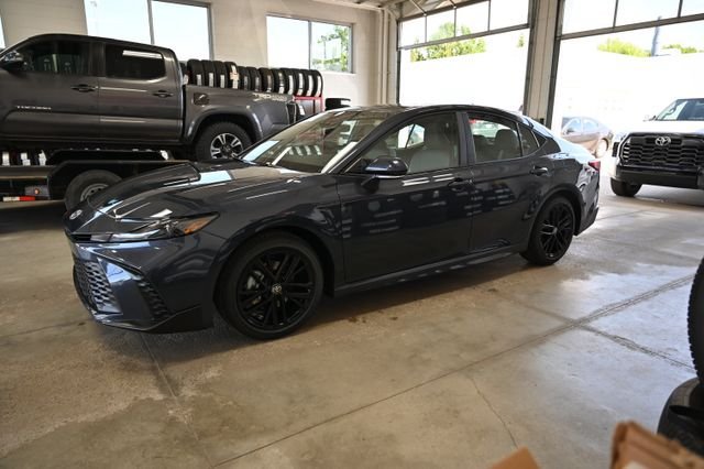 New 2026 Toyota Camry SE FWD image 7