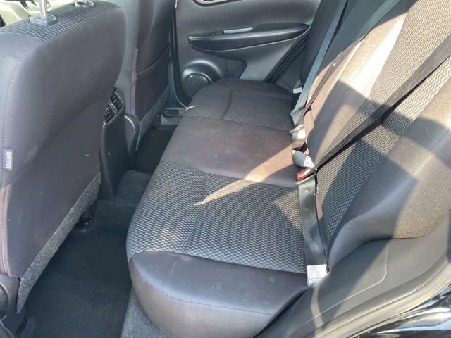 Used 2019 Nissan Rogue Sport S image 11