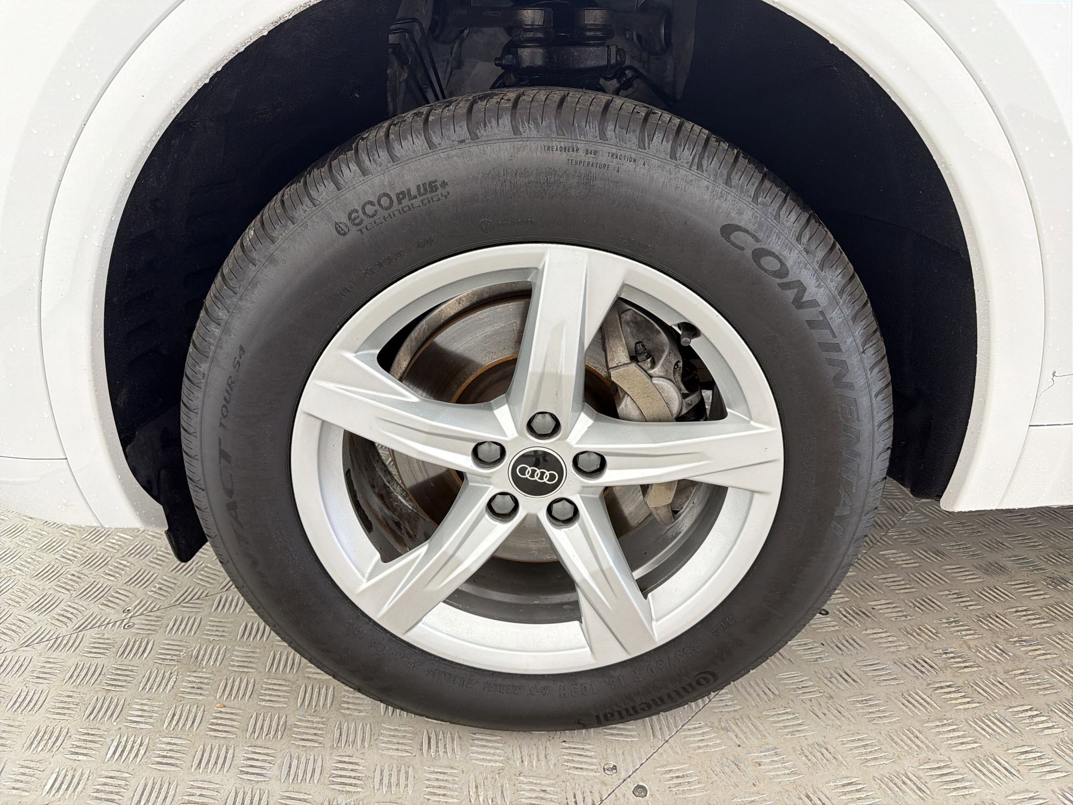 Used 2021 Audi Q5 Premium image 11