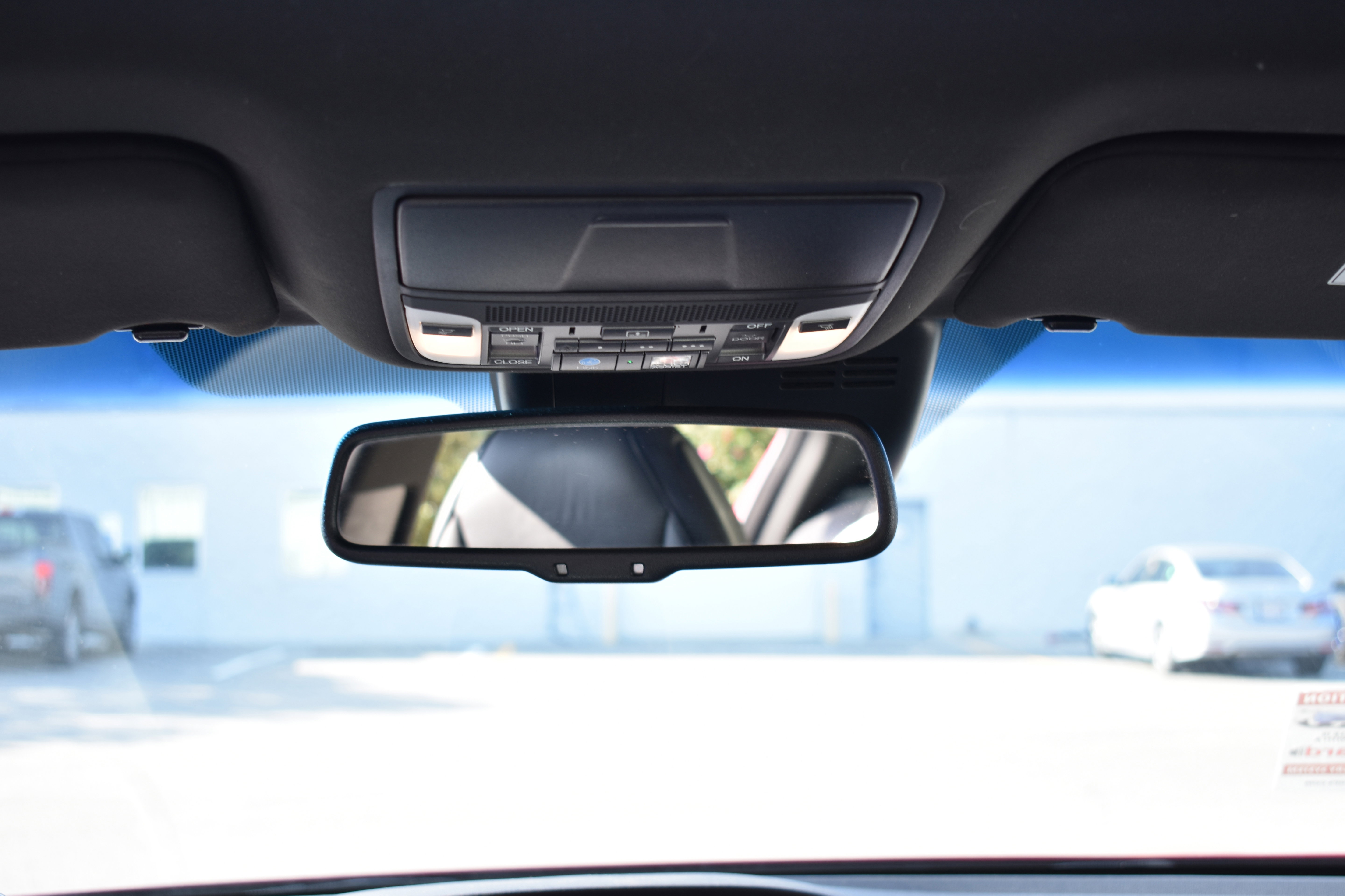 Used 2020 Acura RLX Sport Hybrid w/ Advance Pkg image 28