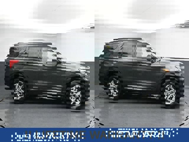 Used 2023 Ford Explorer XLT w/ Equipment Group 202A image 13