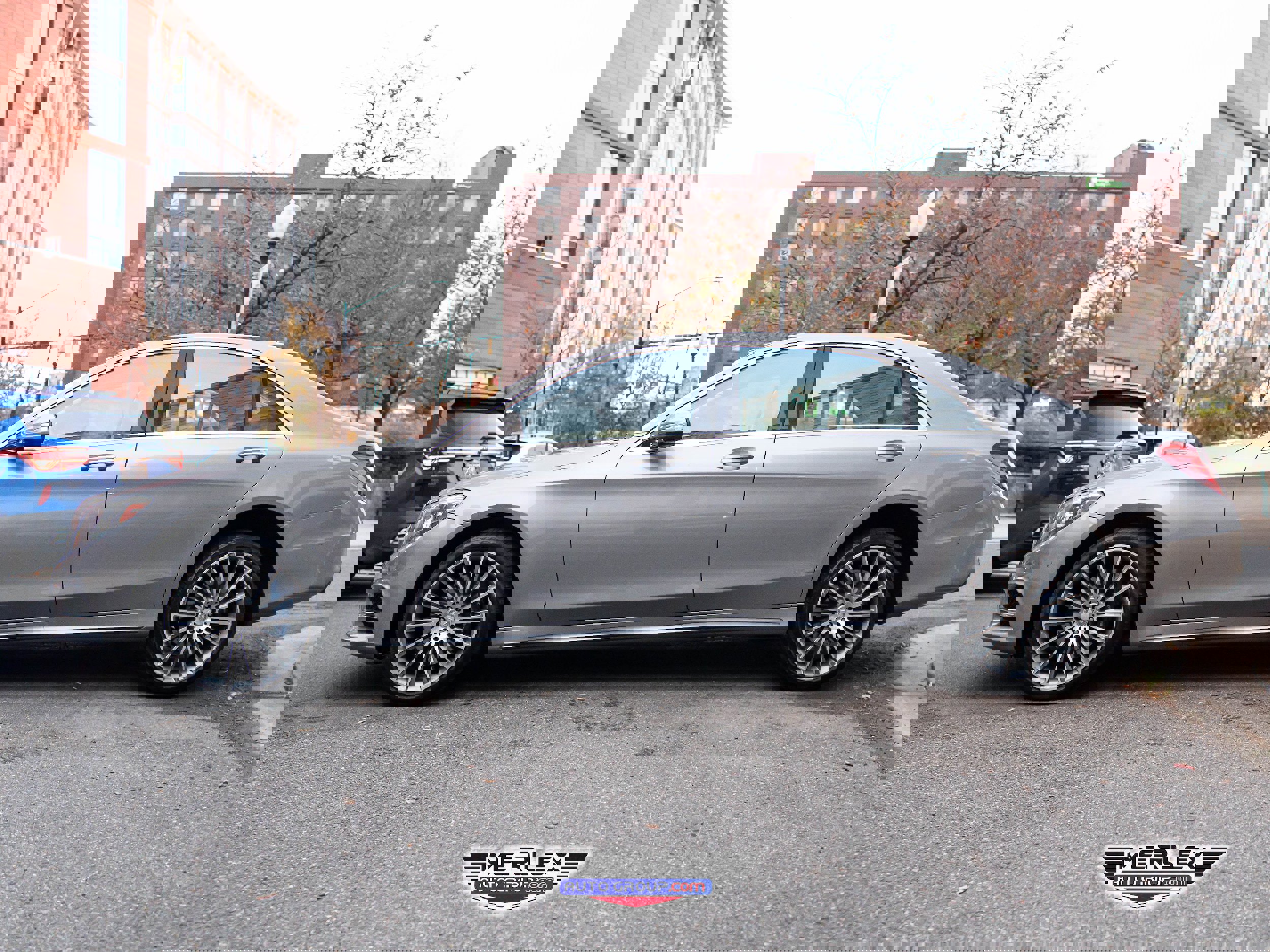 Used 2015 Mercedes-Benz S 550 Sedan w/ Sport Package w/ Sport Package image 4