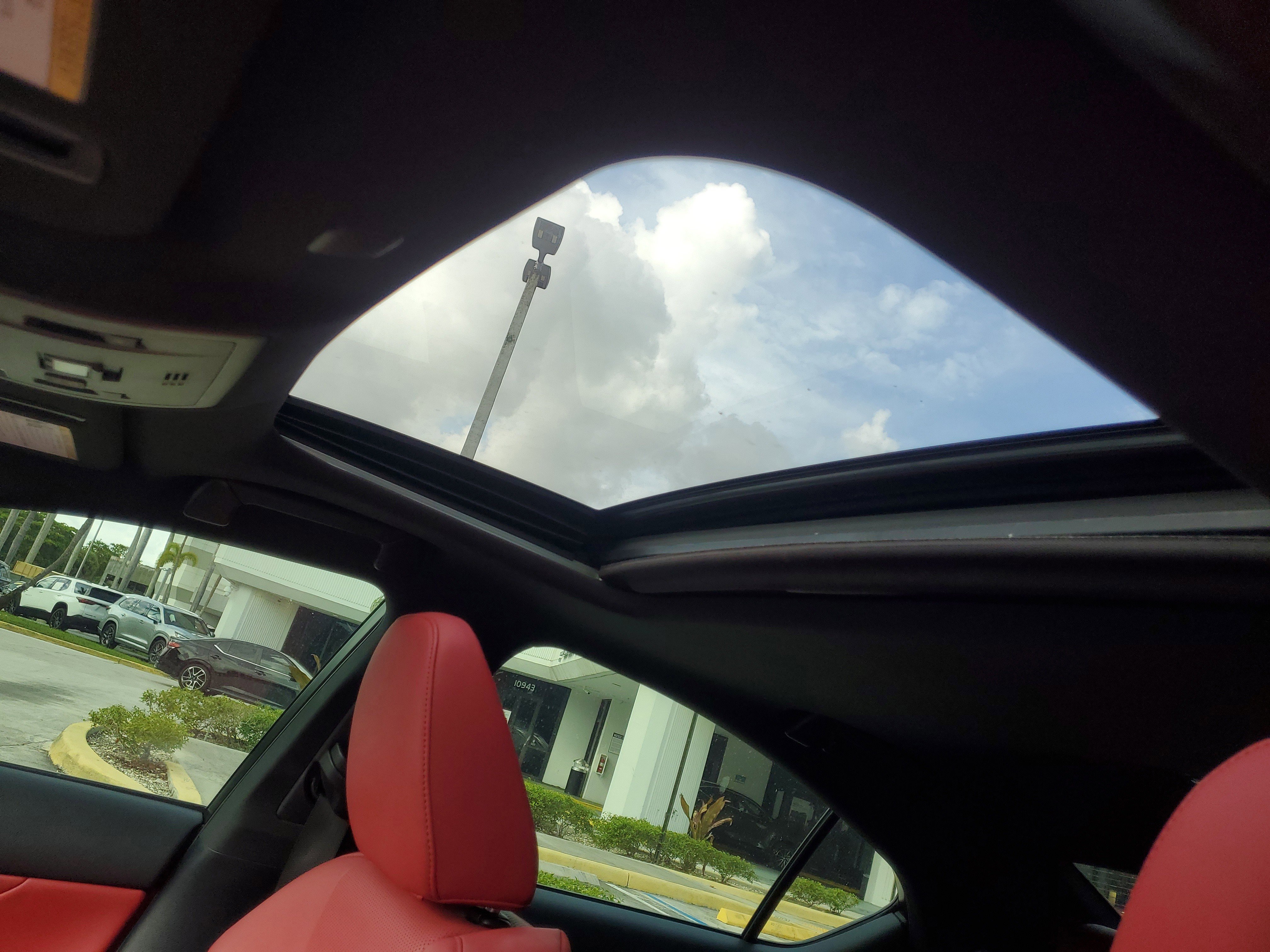 Certified 2022 Lexus IS 350 F Sport image 18